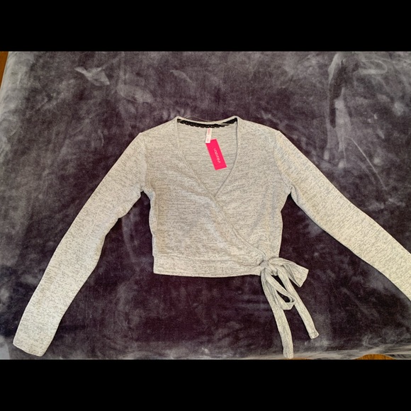 Crop Top - Picture 3 of 3